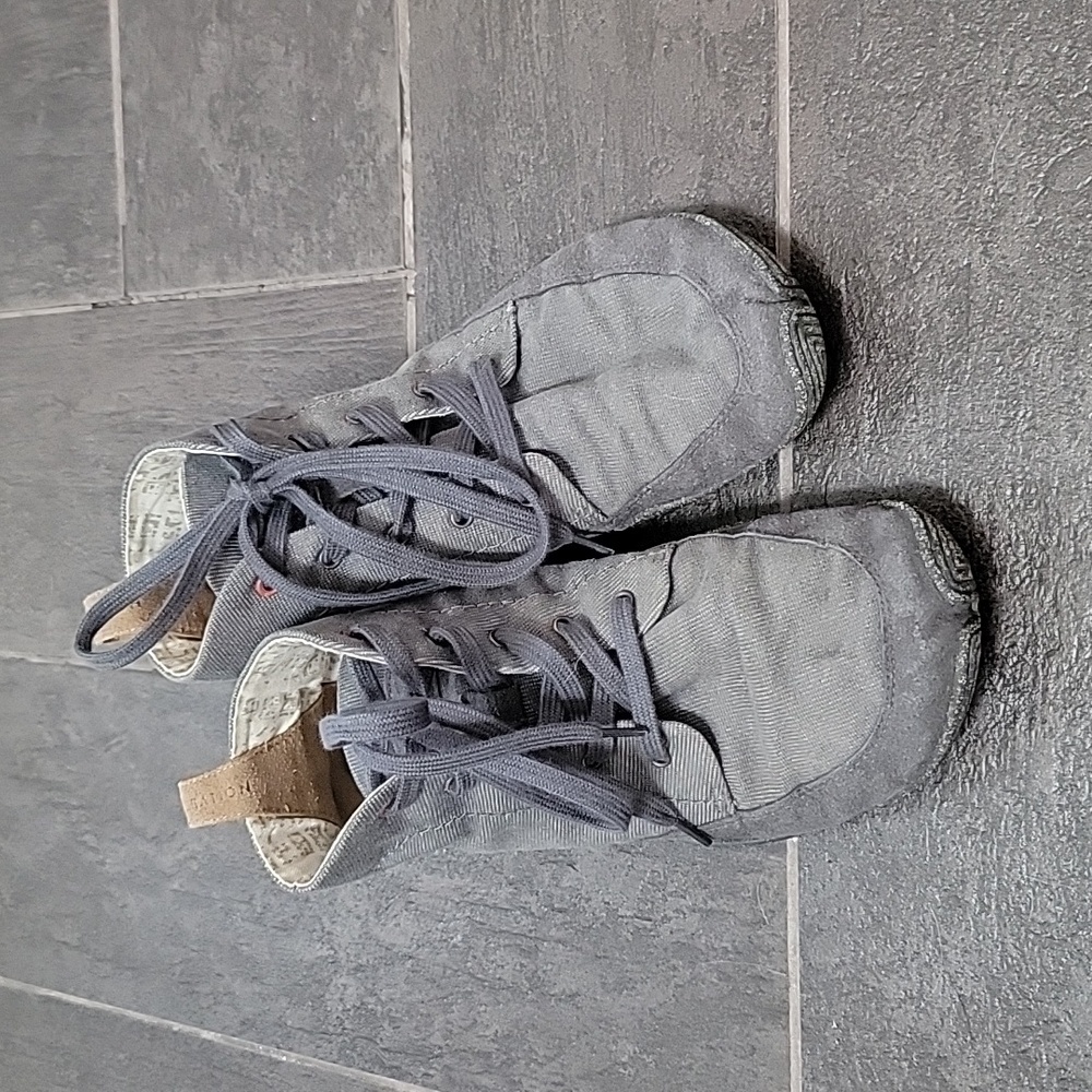 Wildling hi tops
